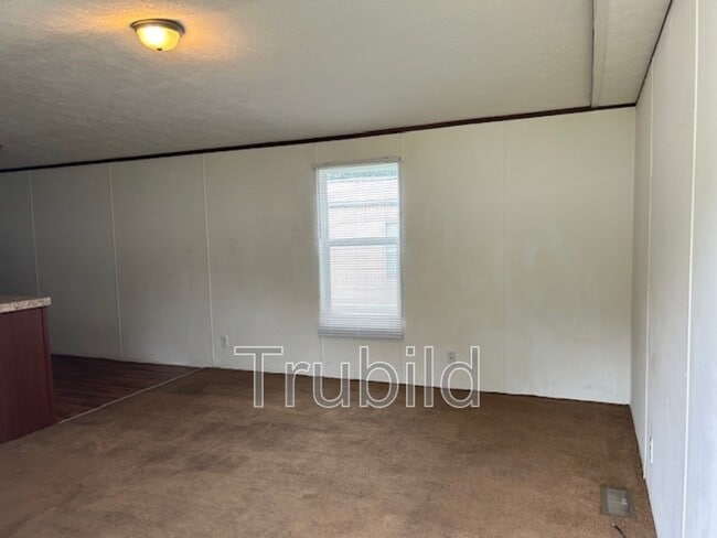 Building Photo - 11922 SC-64