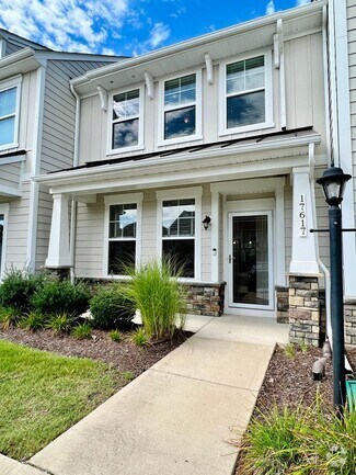 Building Photo - 17617 Memorial Tournament Dr