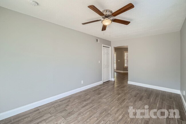 Foto del edificio - 2860 Denmarsh Ct