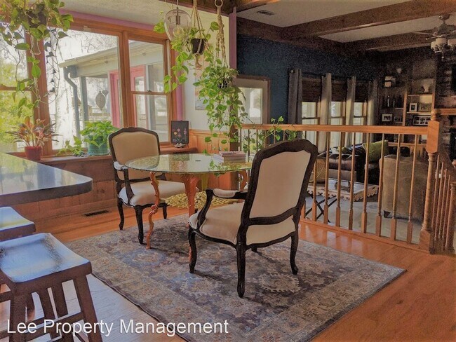 Building Photo - 4 br, 2.5 bath House - 124 Dunn Circle