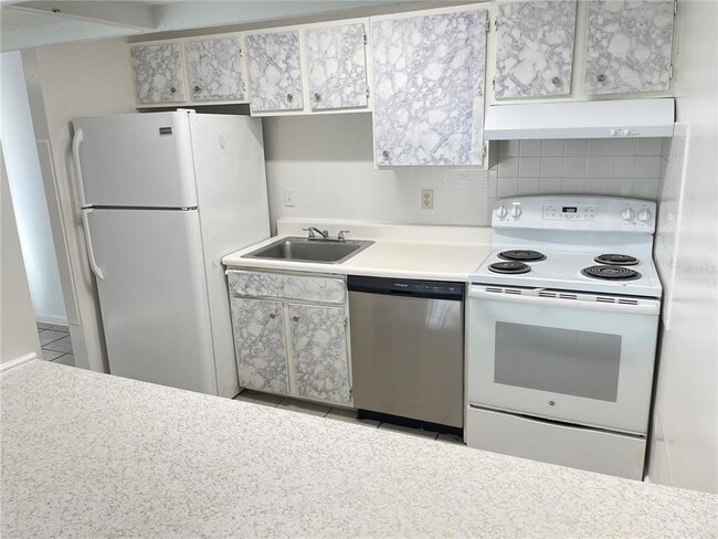 Foto del edificio - 2352 Huntington Green Ct