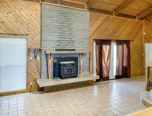 Foto del edificio - 4 br, 3 bath House - 150 Strecker St