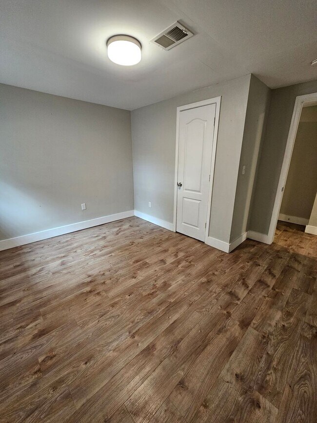 Foto del edificio - 1045 Seaside Ln