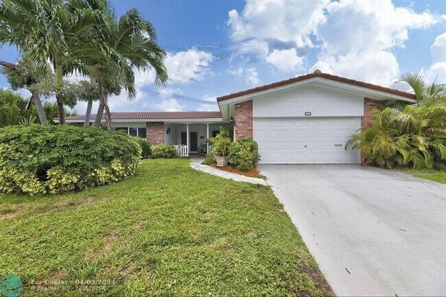 Foto del edificio - 2910 NE 40th Ct