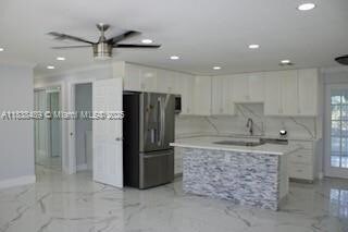 Foto del edificio - 3954 Coconut Cir N