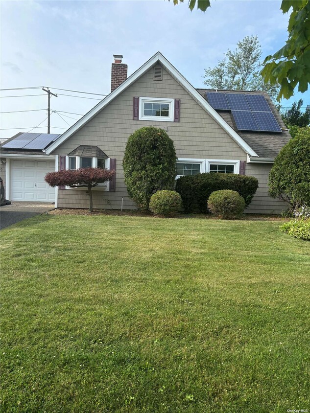 Primary Photo - 40 Walnut Ln