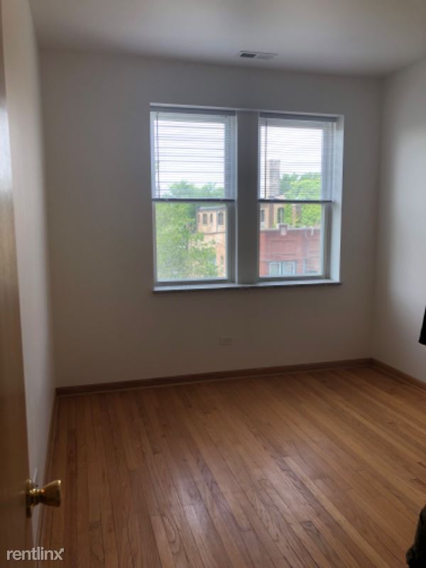 Foto del edificio - 2 br, 1 bath Apartment - 7445 S Phillips Ave