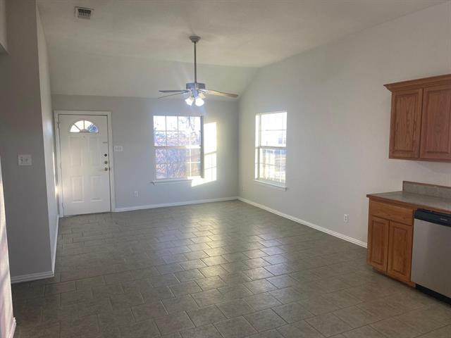 Foto del edificio - 202 Blue Bell Ct