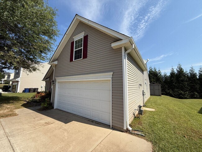Building Photo - 4433 Paula Dr