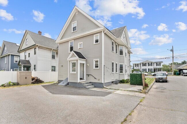 Foto del edificio - 768 Stratford Ave
