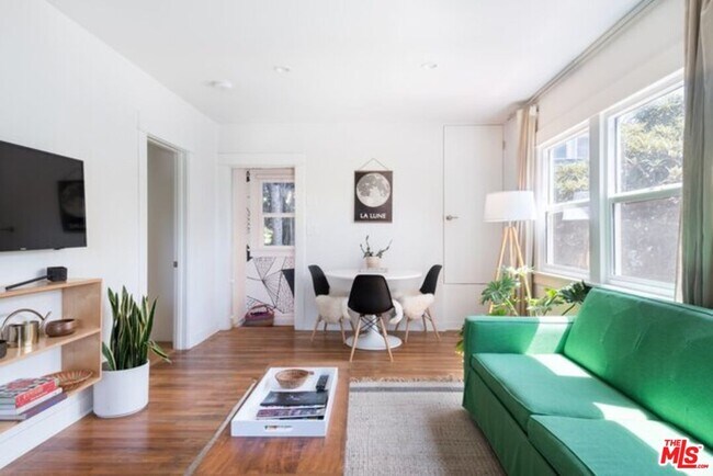 Foto del edificio - 1933 Kent St