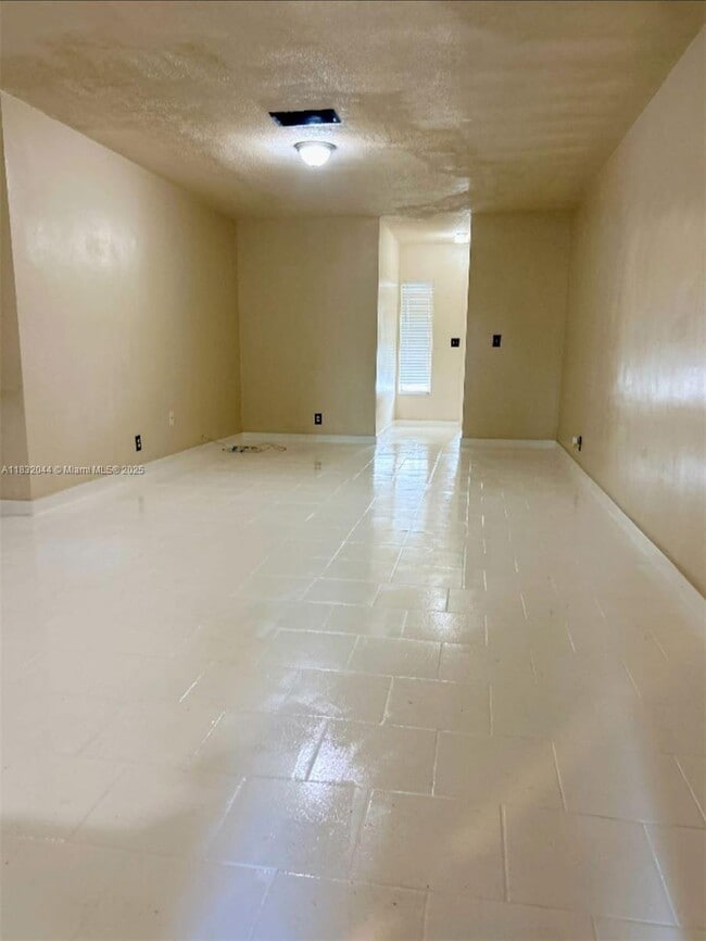 Building Photo - 4011 NW 30th Terrace