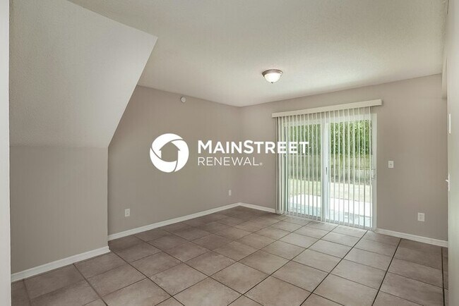 Building Photo - 3 Bedroom Pet-Friendly Home in OVIEDO, FL with Main Street Renewal