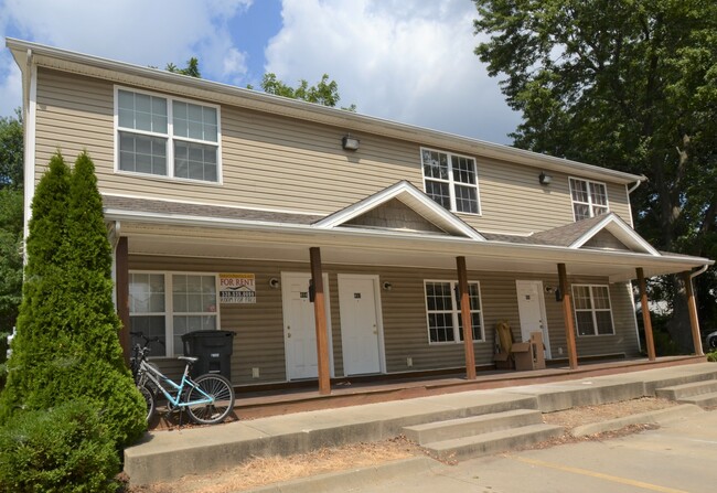 Building Photo - 490 Spicer Street