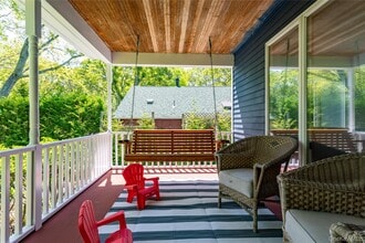 Building Photo - 2300 Pine Tree Rd