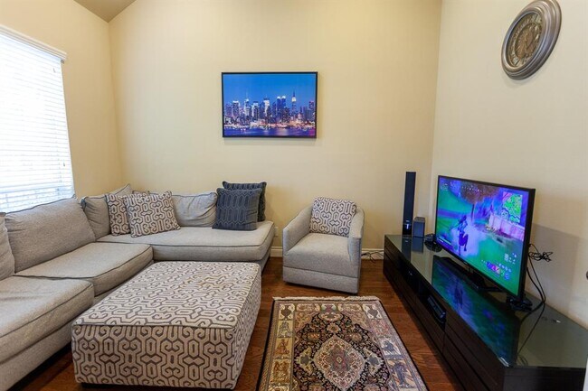 Foto del edificio - 13114 Windmill Grove Dr