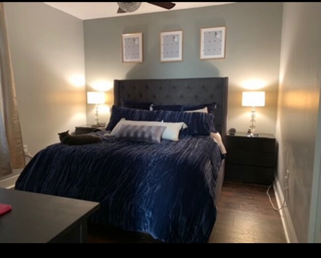 Foto del edificio - 1715 Chalkstone Ave