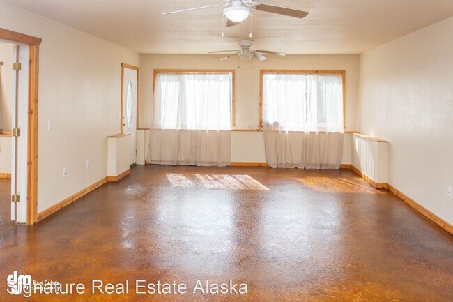 Building Photo - 1851 N Birdsell Dr
