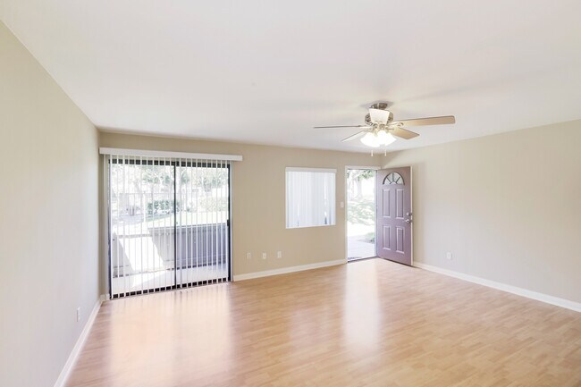 Foto del edificio - Westlake Village