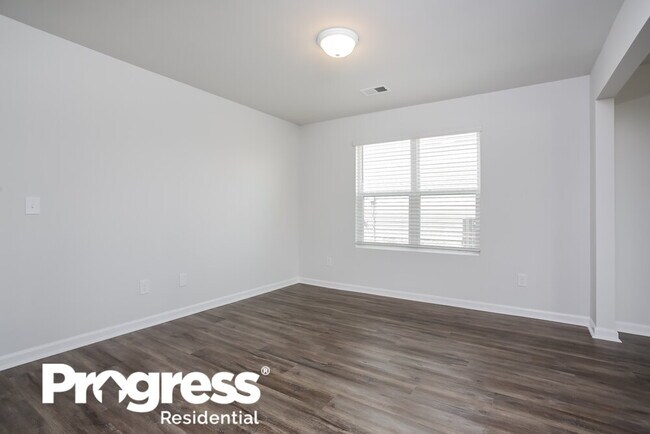 Building Photo - 507 Pollyanna Dr