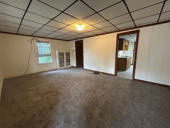Building Photo - sbr431