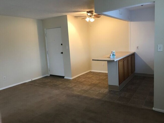 13110 Puritas Ave Cleveland Oh 44135 Apartment For Rent In Cleveland Oh Apartments Com