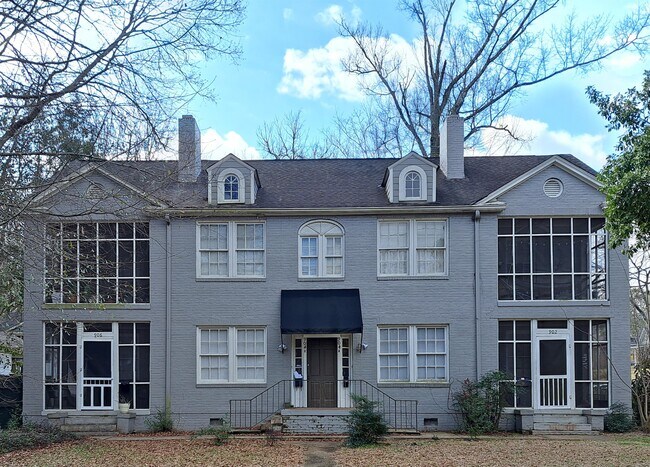 Foto del edificio - 906 E Fairview Ave