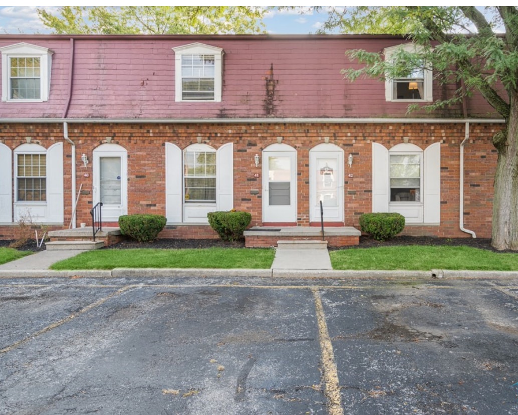 Primary Photo - 3217 Glanzman Rd
