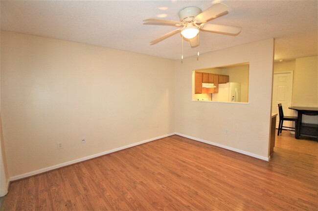 Foto del edificio - 1 Bedroom in Mooresville!!