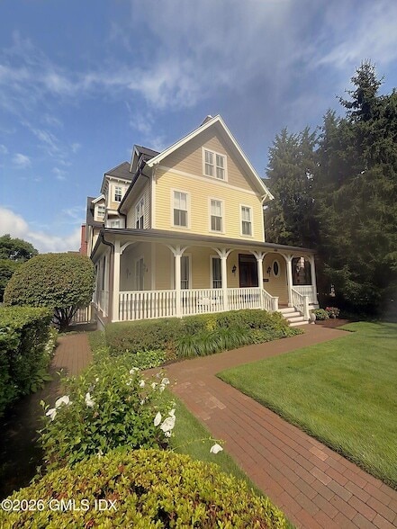 Photo - 182 Milbank Avenue Unit 2