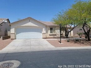 Building Photo - 824 Harp Way