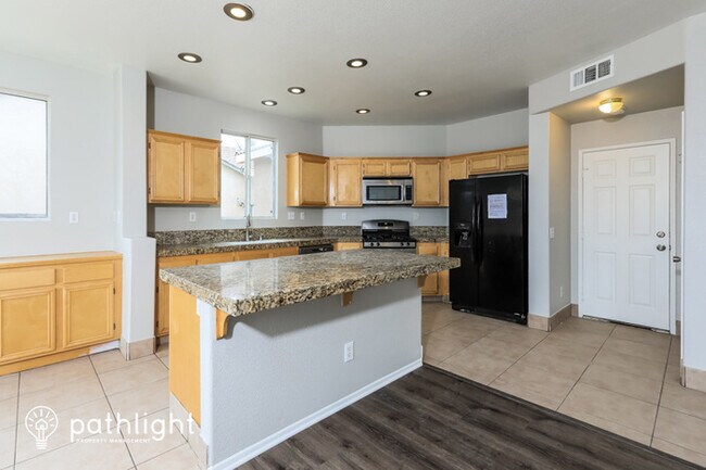 Foto del edificio - 11774 Winewood Street