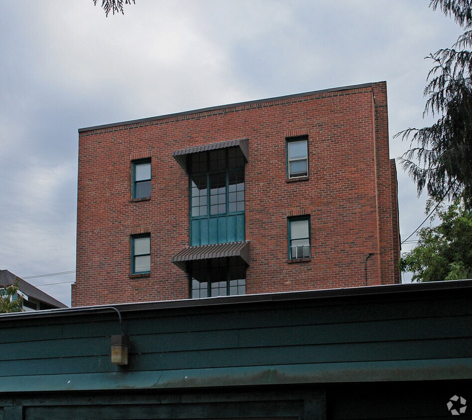 Foto del edificio - Elise Apartments