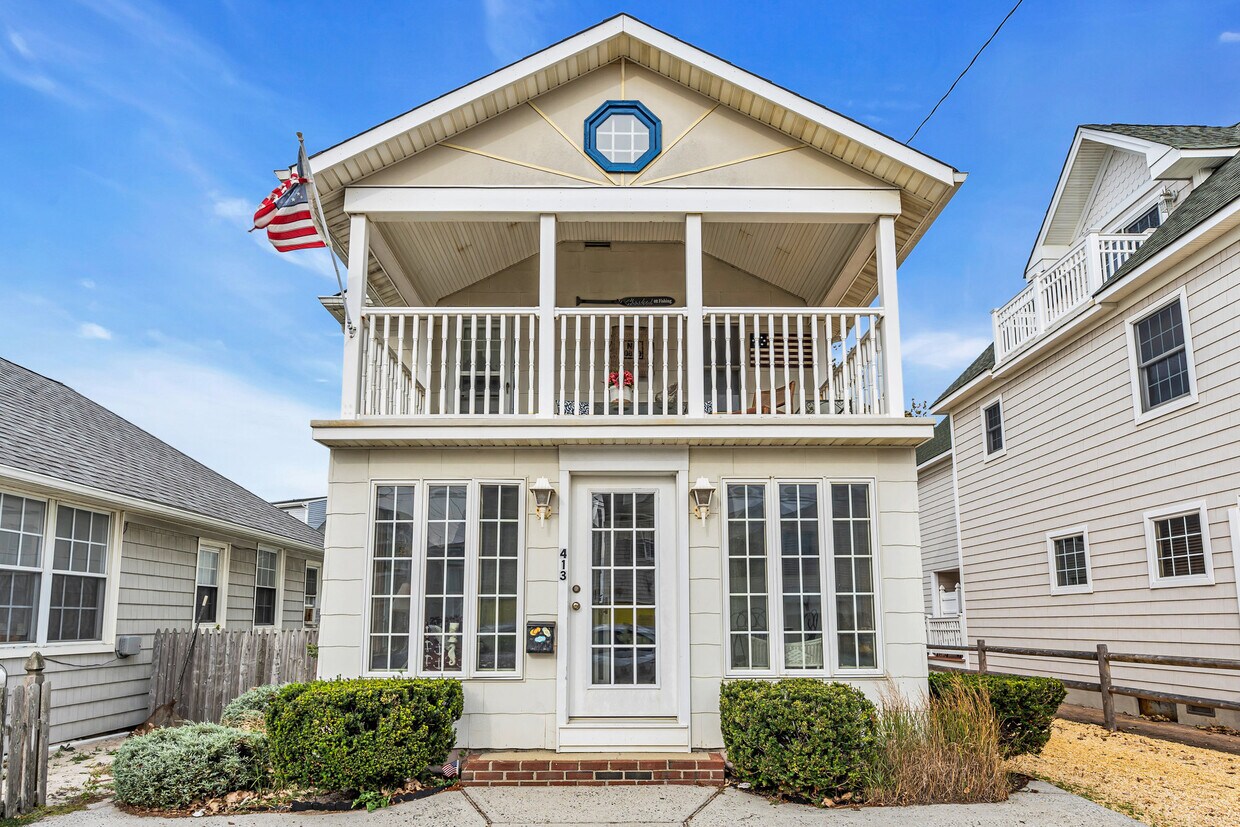 Primary Photo - 413 1st Ave