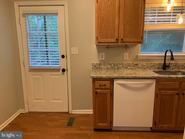 Foto del edificio - 107 Princetown Dr