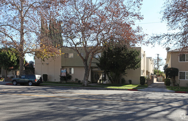 Burbank Courtyard Apartments Apartments - Burbank, CA | Apartments.com