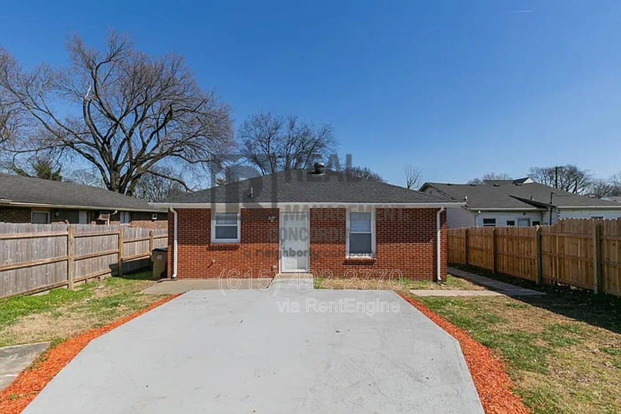 Photo - 302 Neill Avenue