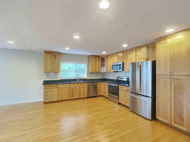 Foto del edificio - 4bd/2ba Home in South San Jose