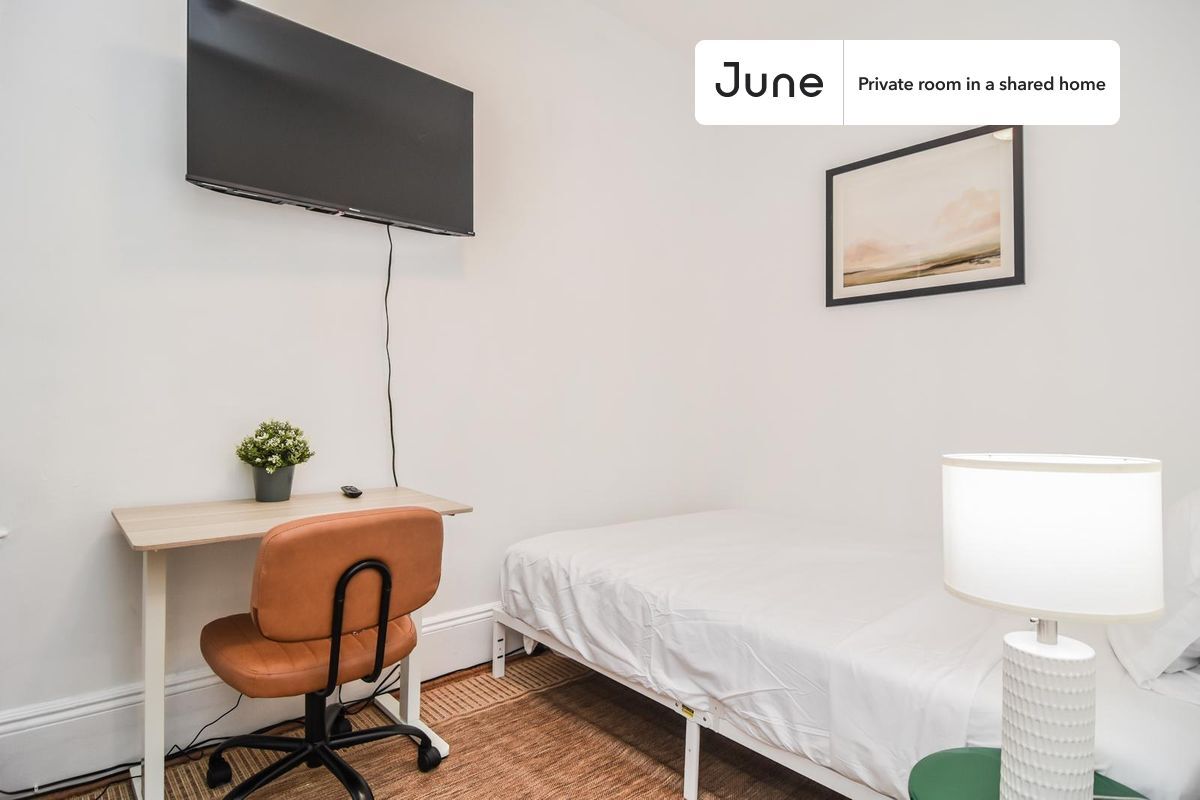 Room in Shared 7 bed/2 bath home in Allston - Room in Shared 7 bed/2 bath home in Allston