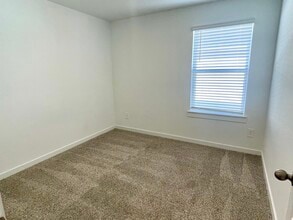 Building Photo - 31710 Carlisle Cv Ct