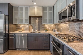 Building Photo - 1 Canal St