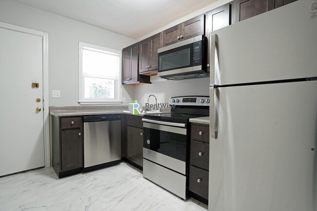 Foto del edificio - 29 Colborne Rd