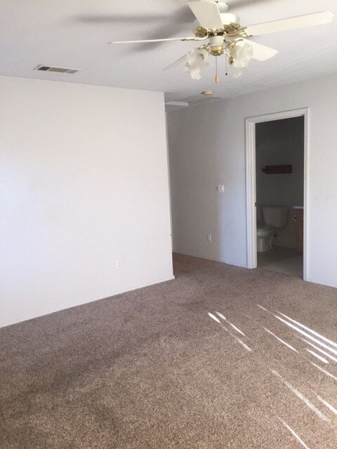 Building Photo - 4385 Lynbrook Loop