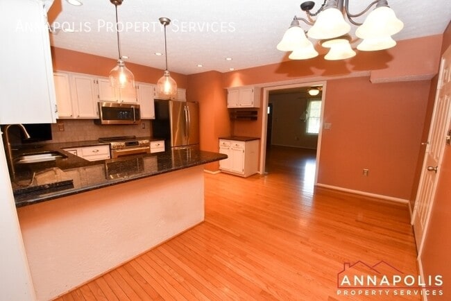 Foto del edificio - 714 Old Love Point Rd