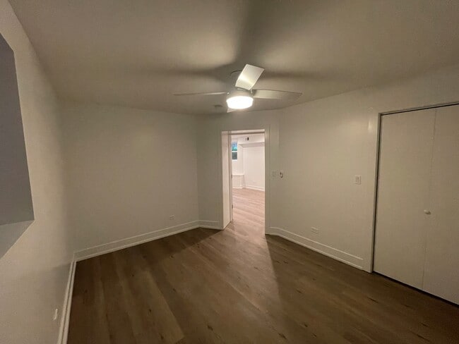 Bedroom - 511 W Barry Ave