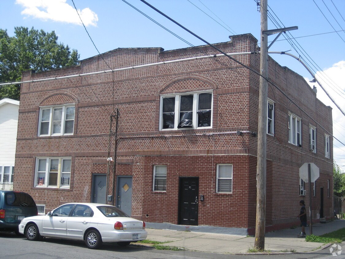 Building Photo - 170-174 Grandview Ave