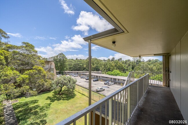 Foto del edificio - $2,600 / 2br - 2 Bed 1 Bath Condo In Valleyview Melemanu
