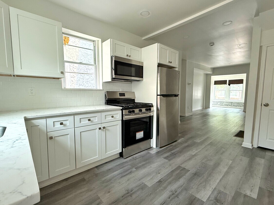 Foto principal - 1520 S Myrtlewood St