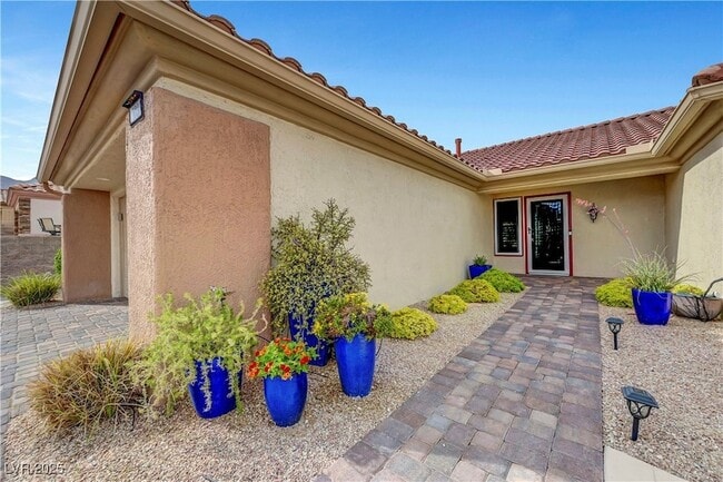 Building Photo - 11036 Clear Meadows Dr