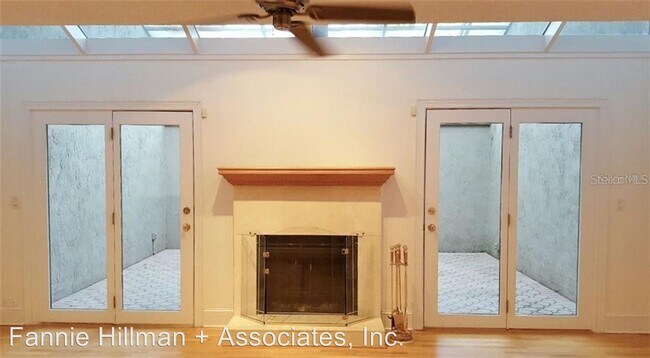 Building Photo - 3 br, 2.5 bath House - 1126 Washington Ave